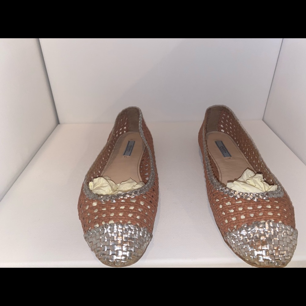 Prada flats - Picture 2 of 2